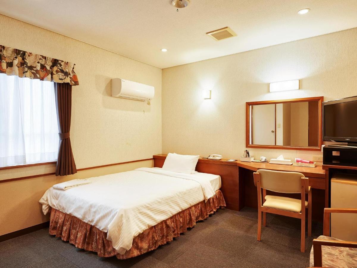 冲绳皇冠酒店 沖繩 外观 照片
